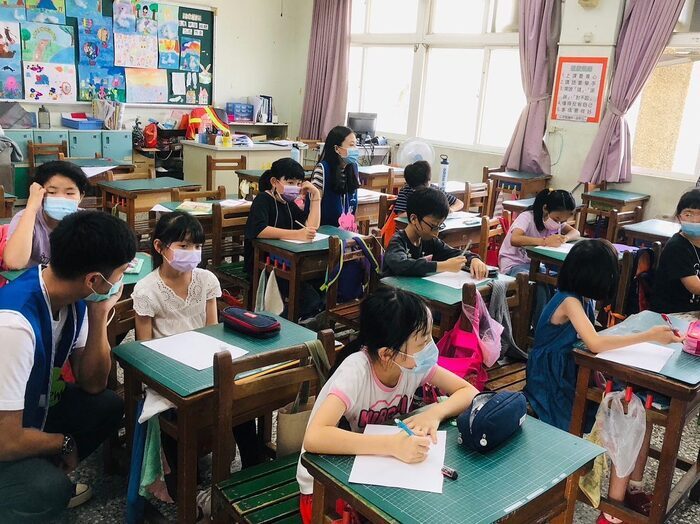 2022-10-22【服務學習】111-1 大德國小英語教學服務 (第一次)圖片