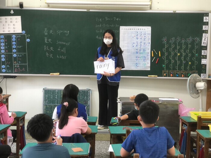 2022-11-12【服務學習】111-1 大德國小英語教學服務 (第三次)圖片