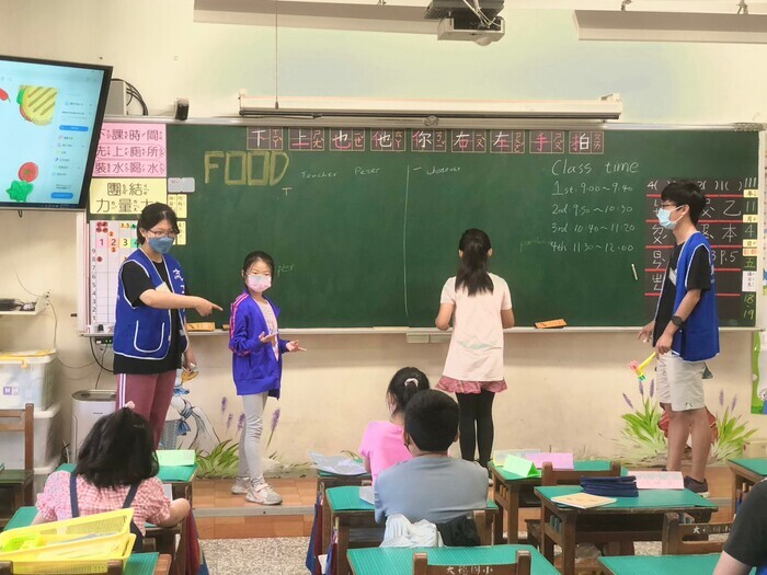 2022-11-05【服務學習】111-1 大德國小英語教學服務 (第二次)圖片